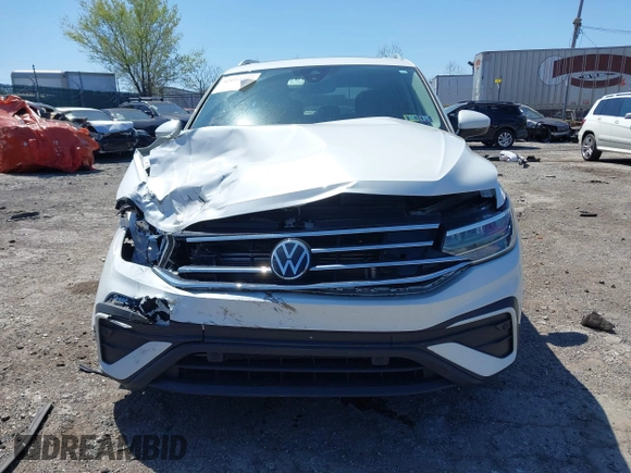 2023 Volkswagen Tiguan SE with VIN 3VVMB7AX4PM128427, listed as a IAAI auction lot 42054477 with 29,731 mi miles and . Bid and sale history available at DreamBid. Image 11.
