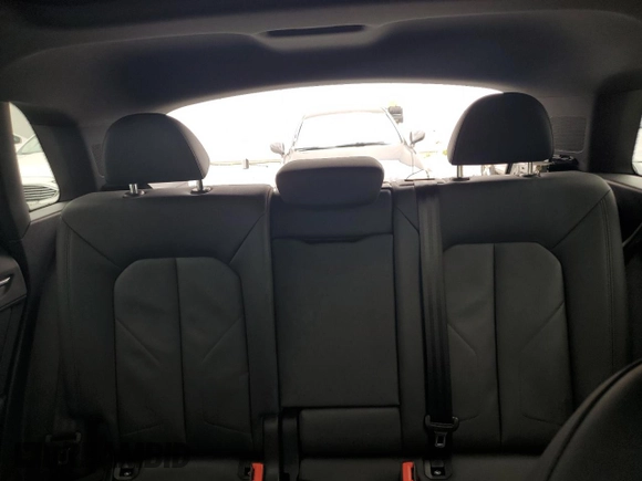 2021 Audi Q3 S line Premium with VIN WA1DECF39M1072069, listed as a Copart auction lot 56298265 with 35,763 mi miles and Salvage title. Bid and sale history available at DreamBid. Image 10.