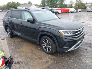 2021 Volkswagen Atlas SE z VIN 1V2DP2CA8MC524593, wystawiony jako IAAI lot #42006866 z przebiegiem 60 419 mil mil oraz . Historia ofert i sprzedaży dostępna na DreamBid. Obrazek 1.