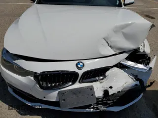 2018 BMW 3 Series 328d with VIN WBA8E5C56JA507664, listed as a Copart auction lot 60083895 with 94,331 mi miles and Salvage title. Bid and sale history available at DreamBid. Image 11.