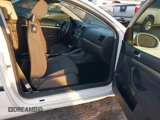 2008 Volkswagen Rabbit S with VIN WVWBB71K98W245982, listed as a IAAI auction lot 41724147 with 122,912 mi miles. Bid and sale history available at carsss.com. Image 5.