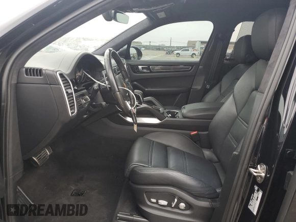 2021 Porsche Cayenne with VIN WP1AH2AY6MDA38066, listed as a Copart auction lot 44646275 with 24,178 mi miles and Salvage title. Bid and sale history available at DreamBid. Image 7.