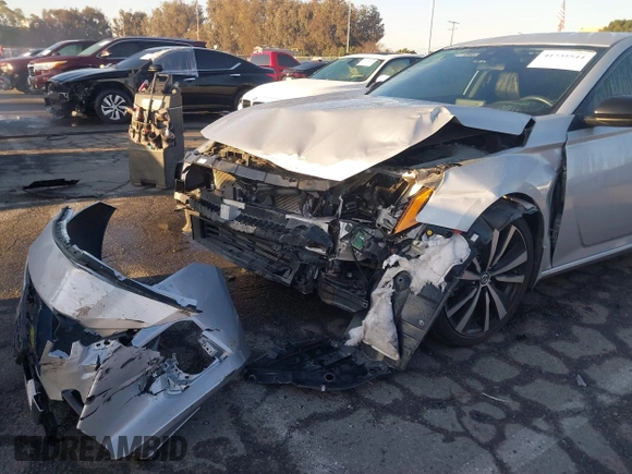 2022 Nissan Altima SR z VIN 1N4BL4CV3NN330052, wystawiony jako IAAI lot #41735544 z przebiegiem 39 782 mil mil oraz . Historia ofert i sprzedaży dostępna na DreamBid. Obrazek 6.