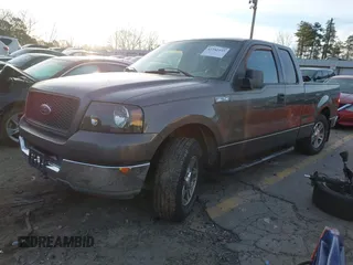 2004 Ford F-150 STX with VIN 1FTRX12W54NB55436, listed as a IAAI auction lot 41342445 with 200,886 mi miles. Bid and sale history available at carsss.com. Image 2.