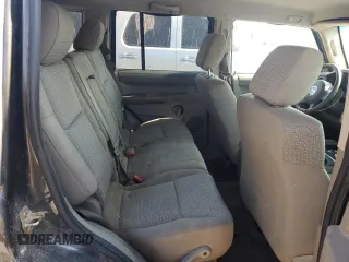 2006 Jeep Commander z VIN 1J8HG48N96C221151, wystawiony jako Copart lot #63063135 z przebiegiem Nie podano mil oraz Czysty tytuł • Clean title. Historia ofert i sprzedaży dostępna na DreamBid. Obrazek 10.