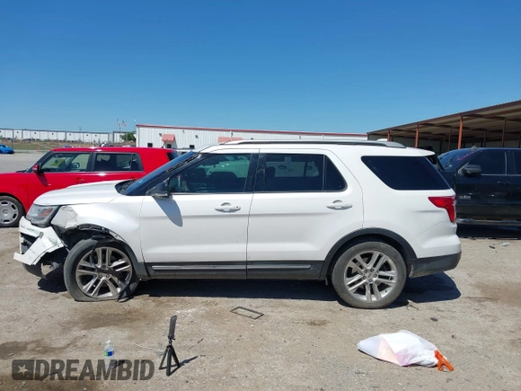 2017 Ford Explorer XLT z VIN 1FM5K7D83HGD11705, wystawiony jako IAAI lot #42064869 z przebiegiem 195 328 mil mil oraz . Historia ofert i sprzedaży dostępna na DreamBid. Obrazek 14.