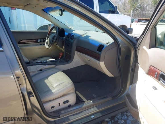 2002 Lincoln LS w/Base Pkg with VIN 1LNHM87A42Y701063, listed as a IAAI auction lot 41843322 with NaN miles. Bid and sale history available at carsss.com. Image 5.