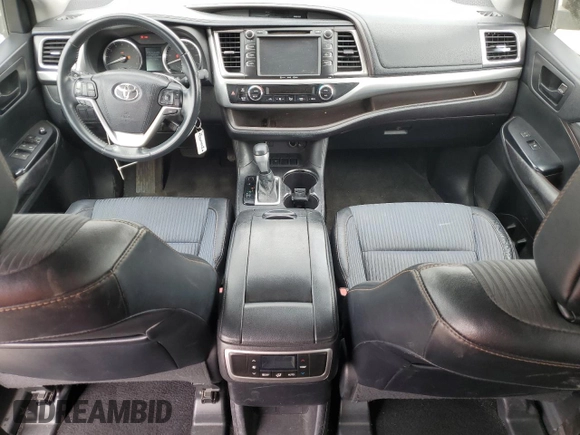 2016 Toyota Highlander LE Plus with VIN 5TDZKRFH9GS165569, listed as a Copart auction lot 60481085 with 133,422 mi miles and Salvage title. Bid and sale history available at DreamBid. Image 8.