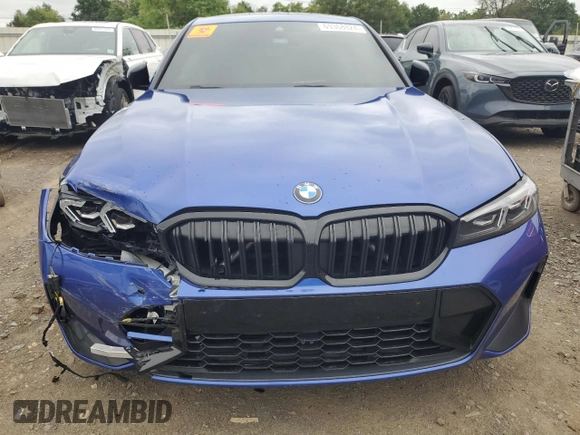2024 BMW 3 Series 330i xDrive with VIN 3MW89FF07R8D89688, listed as a Copart auction lot 69368824 with 0 mi miles and Salvage Title. Bid and sale history available at carsss.com. Image 5.