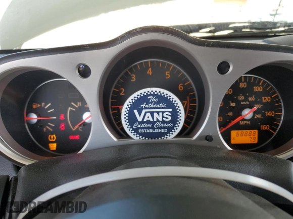 2006 Nissan 350Z Touring z VIN JN1AZ34D66M330951, wystawiony jako Copart lot #52898615 z przebiegiem 68 888 mil mil oraz Nie do naprawy • Non repairable. Historia ofert i sprzedaży dostępna na DreamBid. Obrazek 9.