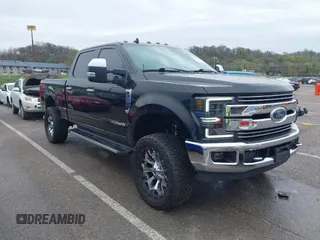 2019 Ford F-250 XL z VIN 1FT7W2BT0KED07030, wystawiony jako IAAI lot #41922167 z przebiegiem 123 037 mil mil oraz . Historia ofert i sprzedaży dostępna na DreamBid. Obrazek 1.