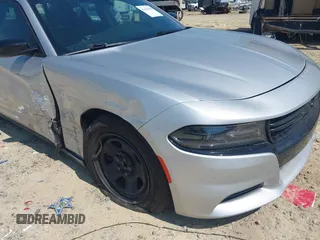 2021 Dodge Charger Police z VIN 2C3CDXAT3MH578330, wystawiony jako IAAI lot #42604008 z przebiegiem 92 856 mil mil oraz . Historia ofert i sprzedaży dostępna na DreamBid. Obrazek 6.