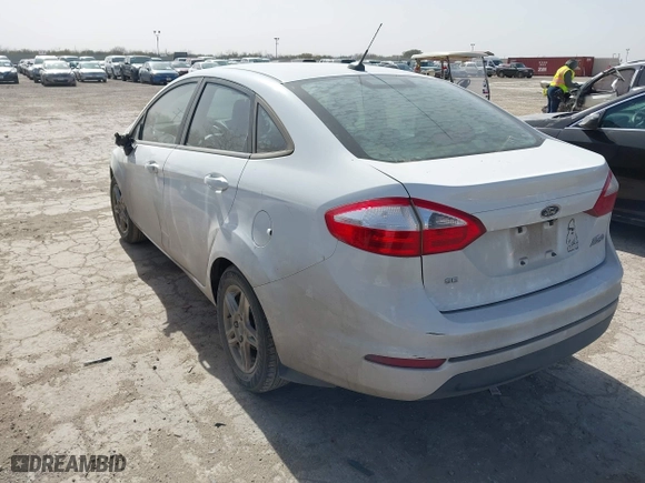 2019 Ford Fiesta SE with VIN 3FADP4BJ7KM135217, listed as a IAAI auction lot 41685629 with 91,140 mi miles. Bid and sale history available at carsss.com. Image 3.