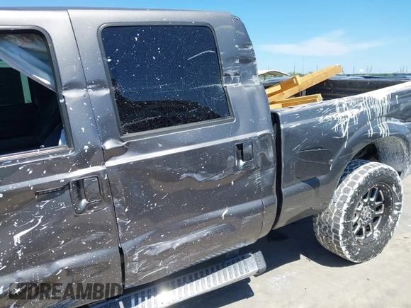 2014 Ford F-250 XL with VIN 1FT7W2BT0EEB23856, listed as a IAAI auction lot 42243239 with 190,479 mi miles and . Bid and sale history available at DreamBid. Image 6.