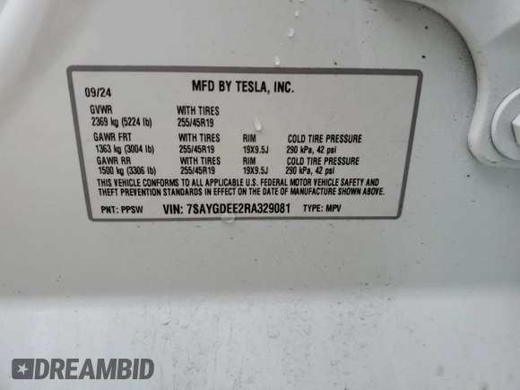 2024 Tesla Model Y Long Range with VIN 7SAYGDEE2RA329081, listed as a Copart auction lot 57254265 with 2,325 mi miles and Salvage title. Bid and sale history available at DreamBid. Image 13.