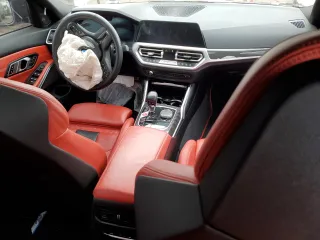 2022 BMW M3 Competition xDrive z VIN WBS43AY08NFM90896, wystawiony jako Copart lot #88685375 z przebiegiem Nie podano mil oraz Szkoda całkowita • Salvage title. Historia ofert i sprzedaży dostępna na DreamBid. Obrazek 8.