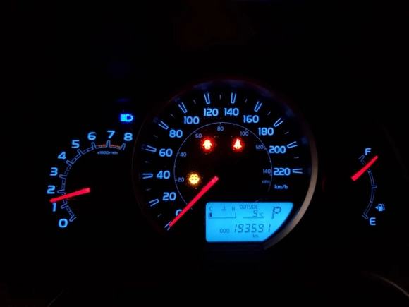 2015 Toyota RAV4 LE with VIN 2T3BFREV6FW289289, listed as a Copart auction lot 49366545 with 193,591 mi miles and Non Repairable. Bid and sale history available at carsss.com. Image 9.