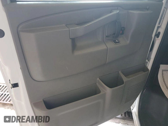2022 Chevrolet Express Cargo with VIN 1GCWGAFP9N1262441, listed as a IAAI auction lot 42726973 with 39,809 mi miles and . Bid and sale history available at DreamBid. Image 22.
