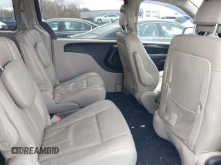 2013 Chrysler Town & Country Touring with VIN 2C4RC1BG5DR554662, listed as a IAAI auction lot 41833006 with 143,626 mi miles and . Bid and sale history available at DreamBid. Image 8.