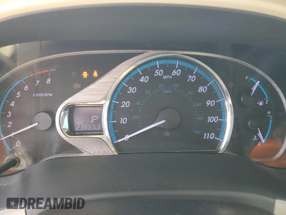 2011 Toyota Sienna XLE AAS with VIN 5TDYK3DC1BS160682, listed as a Copart auction lot 53193325 with 236,653 mi miles and Clean Title. Bid and sale history available at carsss.com. Image 9.