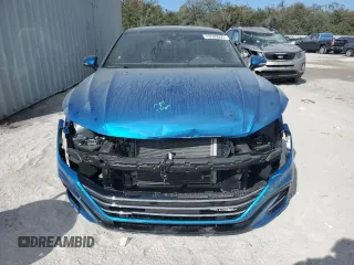 2023 Volkswagen Arteon SEL Premium R-Line z VIN WVWTR7AN5PE014611, wystawiony jako Copart lot #43589095 z przebiegiem 12 517 mil mil oraz Szkoda całkowita • Salvage title. Historia ofert i sprzedaży dostępna na DreamBid. Obrazek 5.