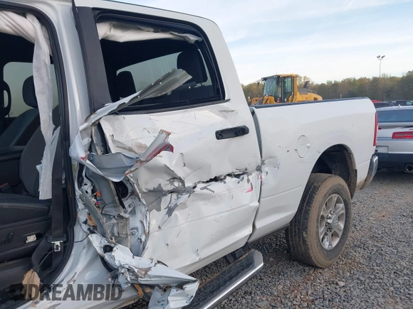 2024 Ram 2500 Big Horn with VIN 3C6UR5DJ4RG249893, listed as a IAAI auction lot 41893825 with 33,955 mi miles. Bid and sale history available at carsss.com. Image 19.