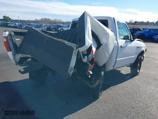 2004 Ford Ranger XL with VIN 1FTYR10D84PA32323, listed as a IAAI auction lot 41289922 with 1 mi miles. Bid and sale history available at carsss.com. Image 4.