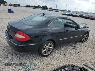2008 Mercedes-Benz CLK 350 with VIN WDBTJ56H48F254273, listed as a Copart auction lot 70273324 with 111,821 mi miles and Salvage Title. Bid and sale history available at carsss.com. Image 3.