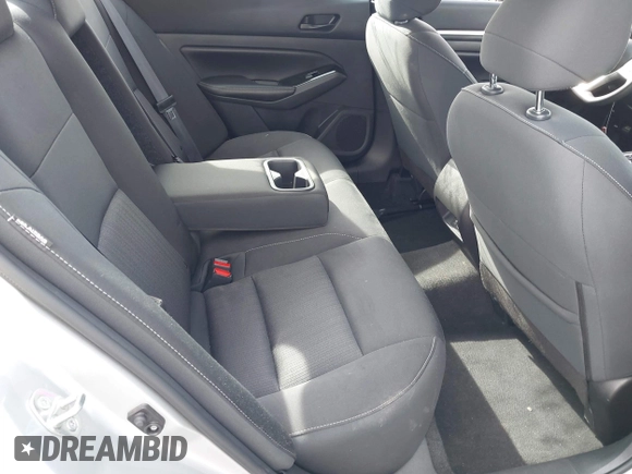 2023 Nissan Altima SV z VIN 1N4BL4DV4PN332376, wystawiony jako IAAI lot #42402867 z przebiegiem 51 763 mil mil oraz . Historia ofert i sprzedaży dostępna na DreamBid. Obrazek 8.