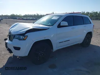 2018 Jeep Grand Cherokee Altitude with VIN 1C4RJEAG7JC197150, listed as a IAAI auction lot 41709016 with 94,480 mi miles. Bid and sale history available at carsss.com. Image 2.