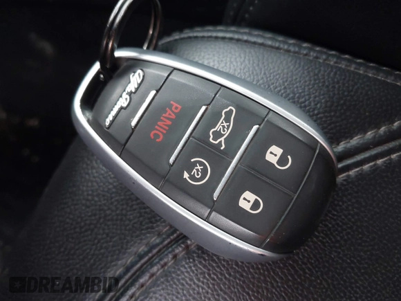 2019 Alfa Romeo Stelvio Ti z VIN ZASPAKBNXK7C44188, wystawiony jako IAAI lot #41320657 z przebiegiem 89 927 mil mil oraz . Historia ofert i sprzedaży dostępna na DreamBid. Obrazek 11.