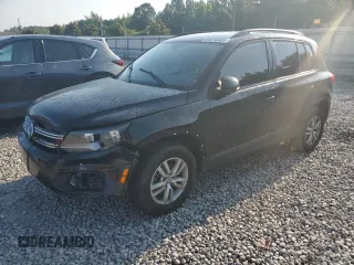 2017 Volkswagen Tiguan S с VIN WVGAV7AX5HK020668, выставлен на аукционе Copart как лот 60418325 с пробегом 141 830 миль миль и Чистый • Clean title. История ставок и продаж доступна на DreamBid. Изображение 1.