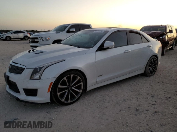 2016 Cadillac ATS-V z VIN 1G6AN5SY6G0143361, wystawiony jako Copart lot #47123595 z przebiegiem 67 783 mil mil oraz Czysty tytuł • Clean title. Historia ofert i sprzedaży dostępna na DreamBid. Obrazek 1.