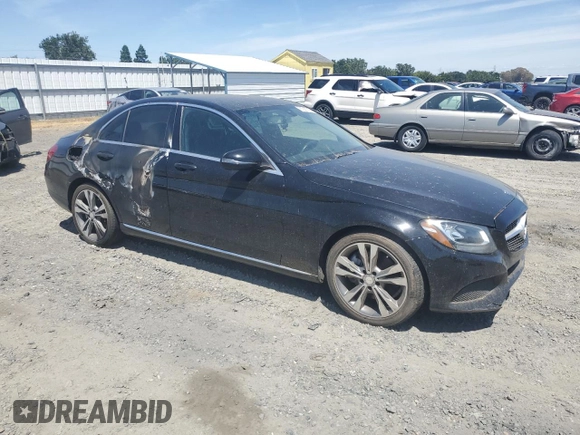 2016 Mercedes-Benz C 300 z VIN 55SWF4JB0GU162608, wystawiony jako Copart lot #57307745 z przebiegiem 86 459 mil mil oraz Szkoda całkowita • Salvage title. Historia ofert i sprzedaży dostępna na DreamBid. Obrazek 4.