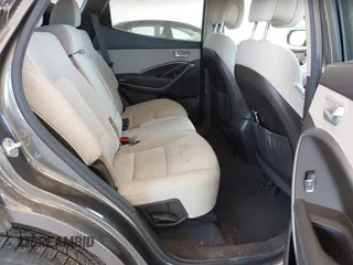 2014 Hyundai Santa Fe z VIN 5XYZUDLB0EG187192, wystawiony jako IAAI lot #42360255 z przebiegiem 154 607 mil mil oraz . Historia ofert i sprzedaży dostępna na DreamBid. Obrazek 8.