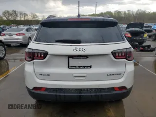 2022 Jeep Compass Limited z VIN 3C4NJDCB4NT135368, wystawiony jako Copart lot #52295865 z przebiegiem 26 537 mil mil oraz Szkoda całkowita • Salvage title. Historia ofert i sprzedaży dostępna na DreamBid. Obrazek 6.