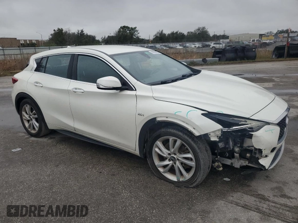 2017 Infiniti QX30 Premium with VIN SJKCH5CP6HA039710, listed as a Copart auction lot 86958824 with Not Provided miles and Salvage Title. Bid and sale history available at DreamBid. Image 4.