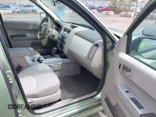 2008 Mercury Mariner с VIN 4M2CU81Z28KJ25587, выставлен на аукционе IAAI как лот 42254205 с пробегом 224 119 миль миль и . История ставок и продаж доступна на DreamBid. Изображение 5.