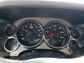 2013 Chevrolet Silverado 1500 LT with VIN 3GCPCSE05DG381551, listed as a Copart auction lot 51689075 with 152,059 mi miles and Non Repairable. Bid and sale history available at DreamBid. Image 9.