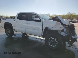 2023 Toyota Tacoma SR z VIN 3TMCZ5AN5PM647530, wystawiony jako Copart lot #54549125 z przebiegiem 8 992 mil mil oraz Szkoda całkowita • Salvage title. Historia ofert i sprzedaży dostępna na DreamBid. Obrazek 4.
