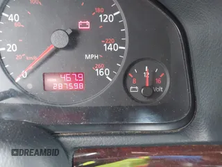 2000 Audi A4 с VIN WAUKH68D8YA046223, выставлен на аукционе IAAI как лот 41258422 с пробегом 287 598 миль миль и . История ставок и продаж доступна на DreamBid. Изображение 16.