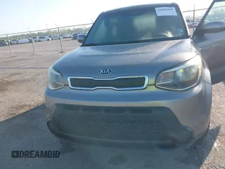 2014 Kia Soul with VIN KNDJN2A22E7059180, listed as a IAAI auction lot 41984560 with 157,057 mi miles. Bid and sale history available at carsss.com. Image 6.