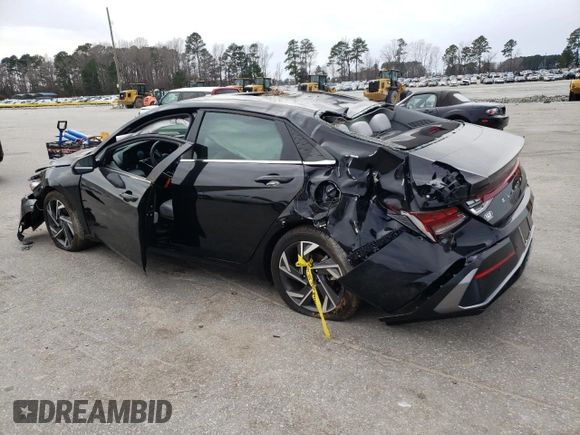 2024 Hyundai Elantra Limited с VIN KMHLP4DG5RU673990, выставлен на аукционе Copart как лот 48121395 с пробегом 12 415 миль миль и Списание • Salvage title. История ставок и продаж доступна на DreamBid. Изображение 2.