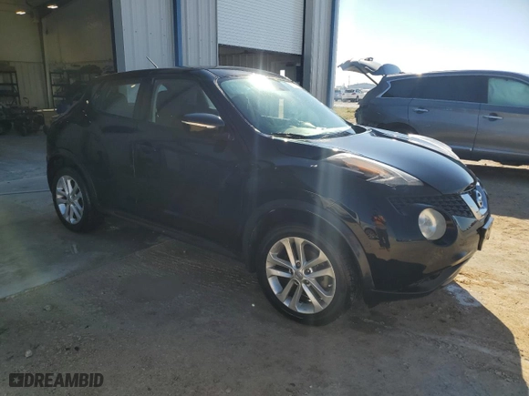 2016 Nissan Juke S with VIN JN8AF5MR6GT606750, listed as a Copart auction lot 45319835 with 104,415 mi miles and Clean Title. Bid and sale history available at carsss.com. Image 4.