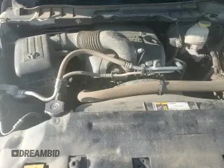 2019 Ram 1500 Tradesman z VIN 1C6RR7STXKS717064, wystawiony jako Copart lot #56217695 z przebiegiem 130 720 mil mil oraz Szkoda całkowita • Salvage title. Historia ofert i sprzedaży dostępna na DreamBid. Obrazek 13.