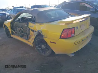 2004 Ford Mustang Deluxe with VIN 1FAFP44684F185726, listed as a IAAI auction lot 41291274 with 170,902 mi miles. Bid and sale history available at carsss.com. Image 3.
