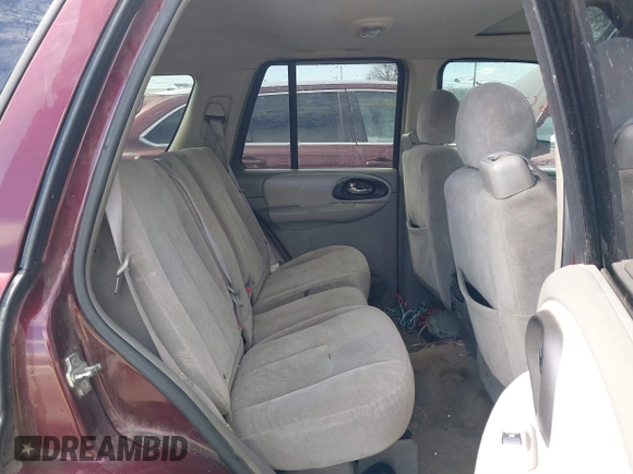 2006 Chevrolet TrailBlazer LT with VIN 1GNES13M462204650, listed as a IAAI auction lot 41652553 with 189,594 mi miles. Bid and sale history available at carsss.com. Image 8.