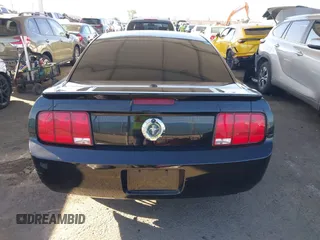 2007 Ford Mustang Deluxe with VIN 1ZVFT80N675354014, listed as a IAAI auction lot 41648031 with 92,209 mi miles. Bid and sale history available at carsss.com. Image 16.