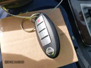 2014 Nissan Sentra SR z VIN 3N1AB7AP1EY322830, wystawiony jako IAAI lot #41981525 z przebiegiem 129 498 mil mil oraz . Historia ofert i sprzedaży dostępna na DreamBid. Obrazek 11.