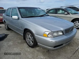 2000 Volvo S70 z VIN YV1LS56DXY2671099, wystawiony jako Copart lot #75080174 z przebiegiem Nie podano mil oraz Nie do naprawy. Historia ofert i sprzedaży dostępna na DreamBid. Obrazek 4.